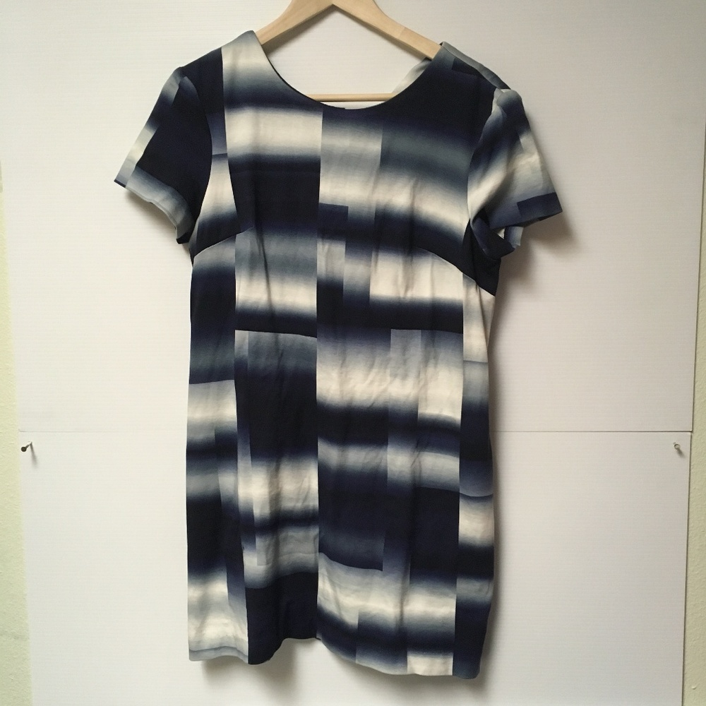 Trina Turk Navy Blue White Geometric Shift Dress